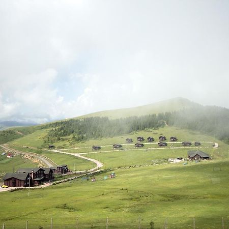 Vila Kuembet Dag Evi Exteriér fotografie