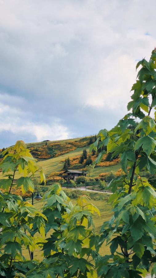 Vila Kuembet Dag Evi Exteriér fotografie