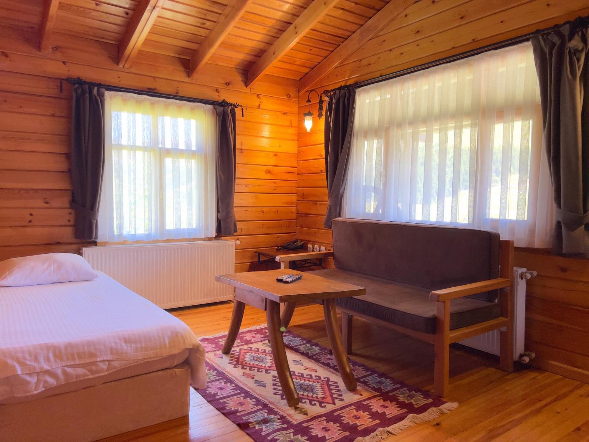 Vila Kuembet Dag Evi Exteriér fotografie