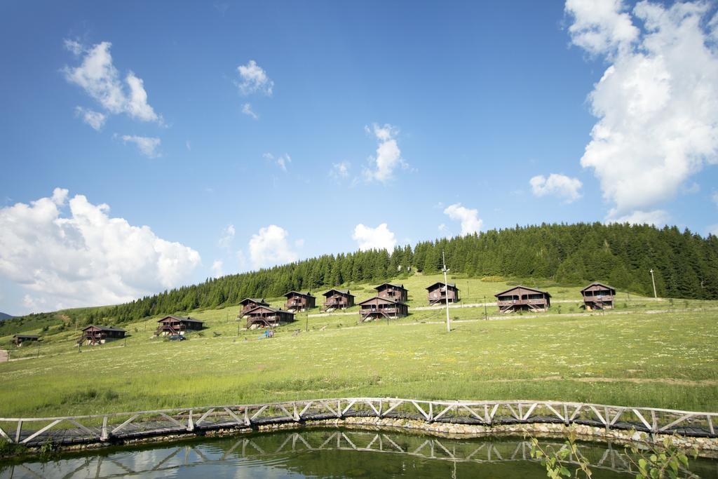 Vila Kuembet Dag Evi Exteriér fotografie