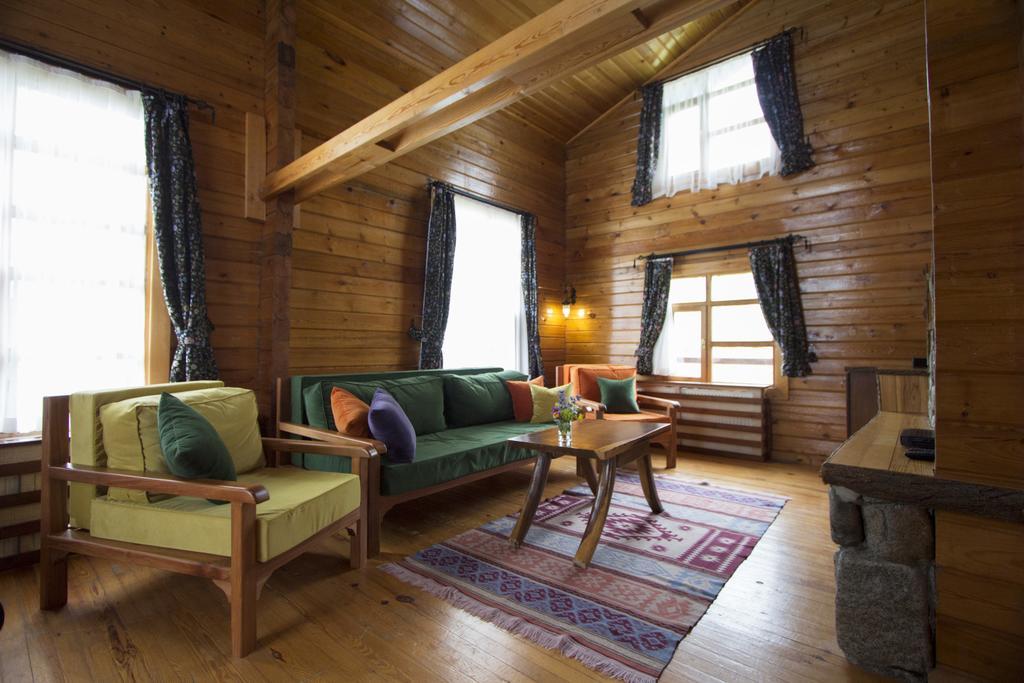 Vila Kuembet Dag Evi Exteriér fotografie